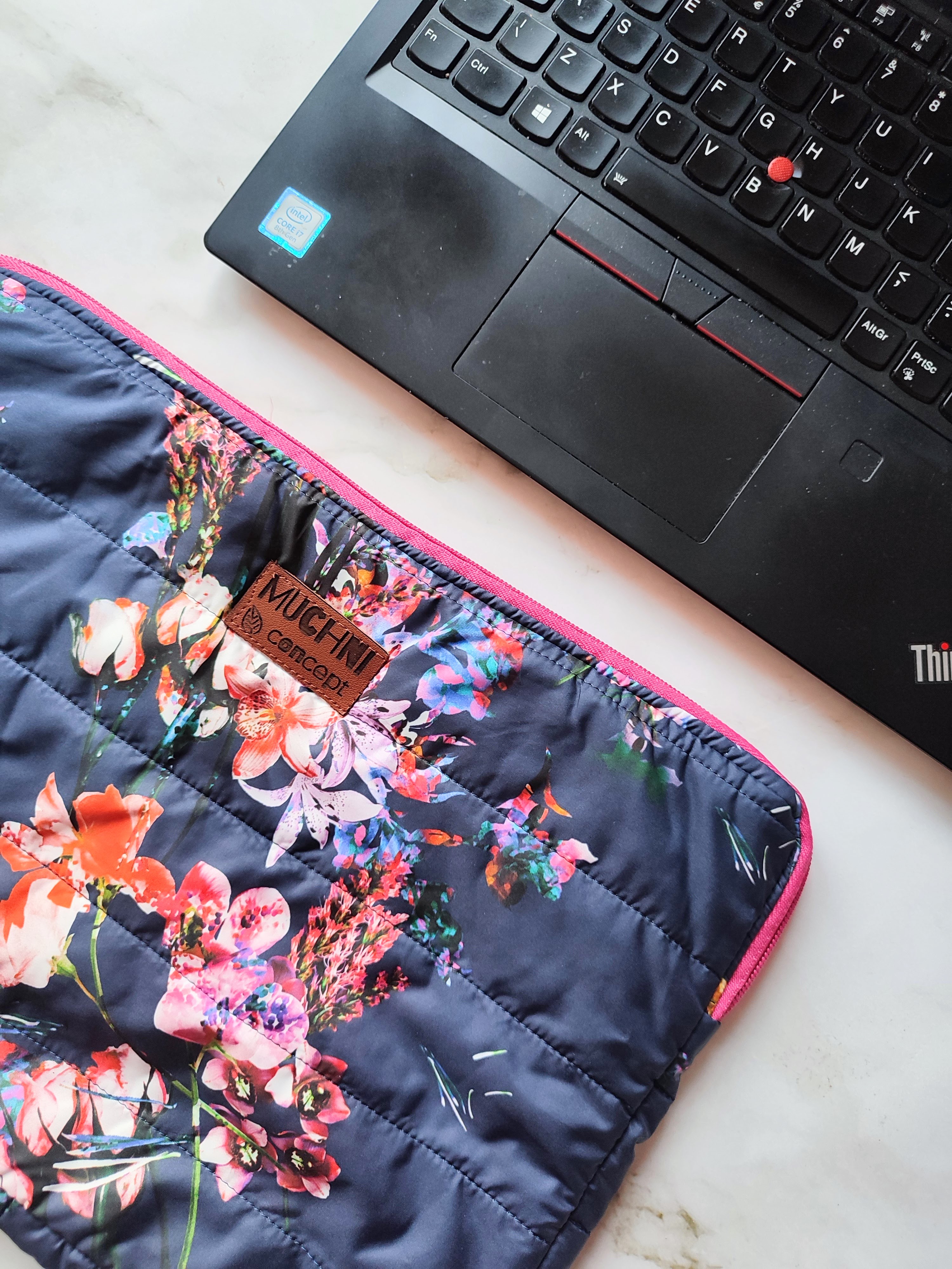 Navlaka za laptop — fotografija 1